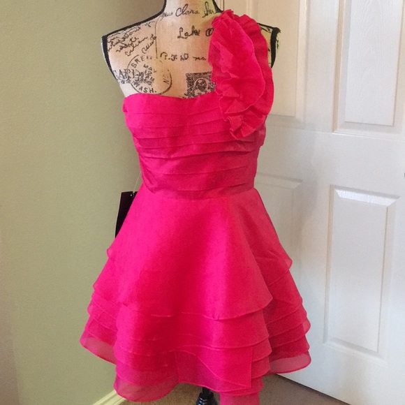 bebe Dresses & Skirts - 🆕💰Bebe Cocktail dress